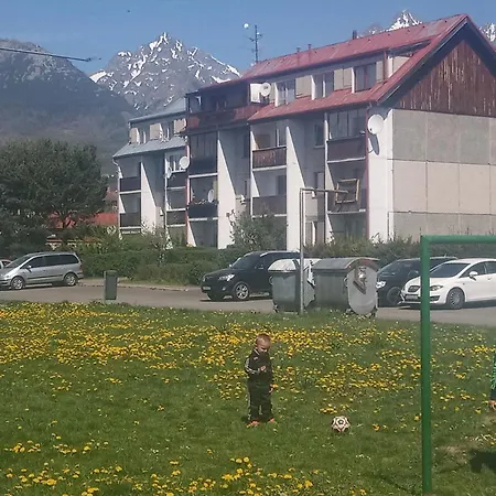 Tatry-nova Lesna 公寓
